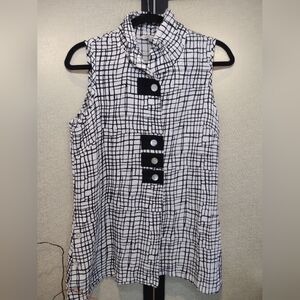 John Mark Artistic Print Black and White Shirt/Tunic Size Small